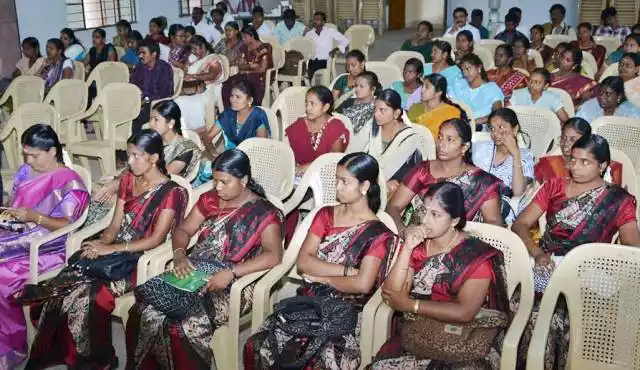 சுயதொழில் தொடங்க விரும்புவோருக்கு அருமையான வாய்ப்பு - தமிழ்நாடு அரசு சார்பில் பயிற்சி 1 சுயதொழில் தொடங்க விரும்புவோருக்கு அருமையான வாய்ப்பு - தமிழ்நாடு அரசு சார்பில் பயிற்சி