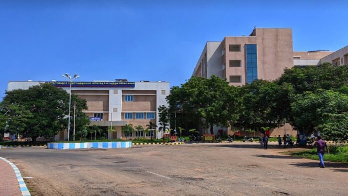 🏥 தஞ்சாவூர் அரசு மருத்துவக் கல்லூரி மருத்துவமனை வேலைவாய்ப்பு 2025 – ED Secretary பணிக்கு ரூ.18,000 சம்பளத்தில் வேலை! 💼