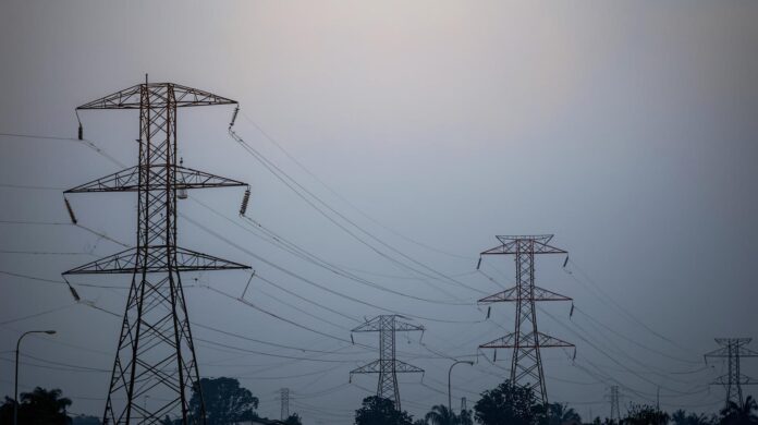 ⚡ தமிழகம் முழுவதும் நாளை (04.11.2025) மின்தடை! பராமரிப்பு பணிகள் காரணமாக பல மாவட்டங்களில் மின்விநியோகம் நிறுத்தம் 🔌