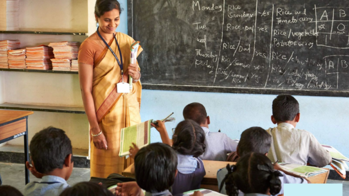 🎉 7,499 தற்காலிக ஆசிரியர் பணிகள் நிரந்தரம்! TN School Education Big Update 🔥